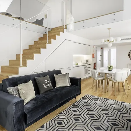 Tandem Palacio Alfama شقة فندقية