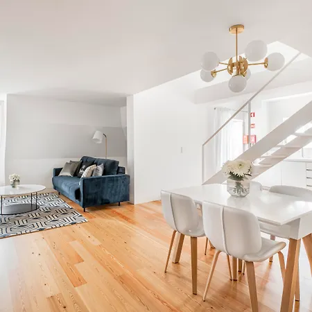 Tandem Palacio Alfama 5*