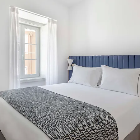 Tandem Palacio Alfama Aparthotel 5*
