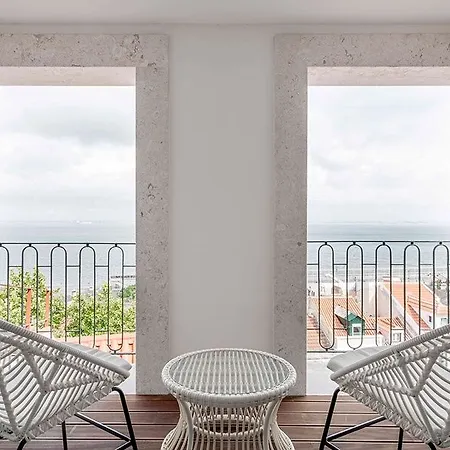 Tandem Palacio Alfama 5*