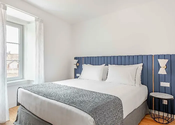 Tandem Palacio Alfama 4*